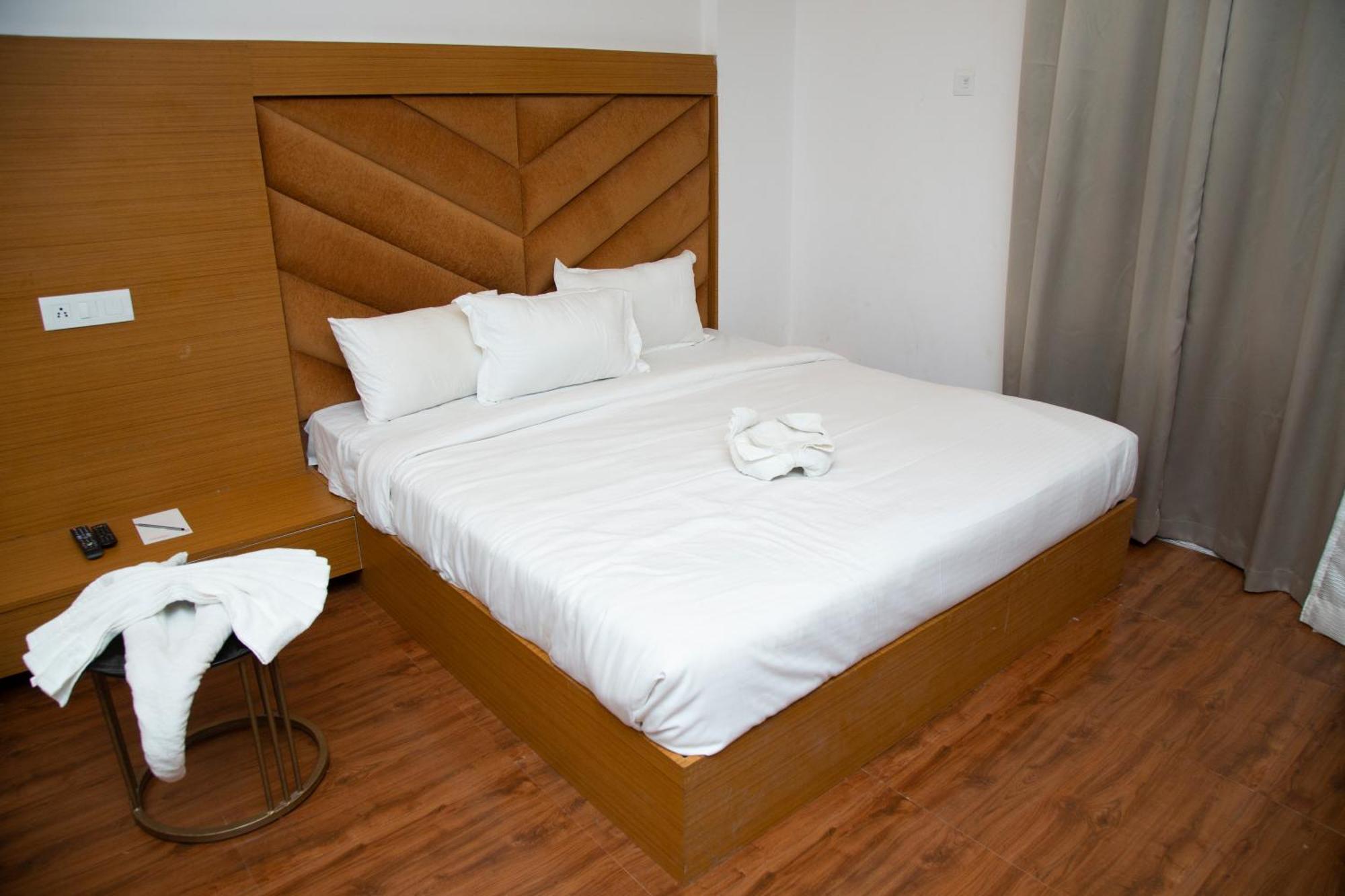 Hotel Virasat By Bookingcare Chhatarpur Luaran gambar