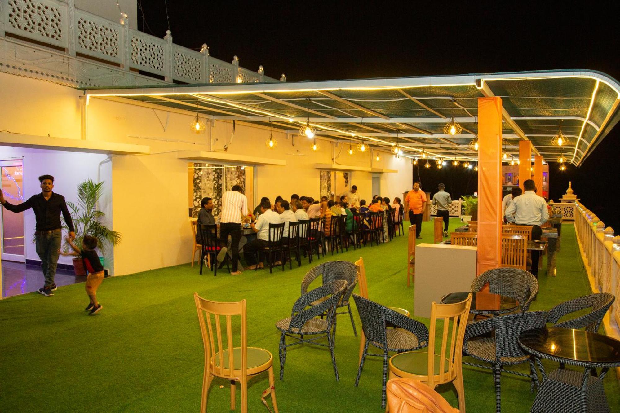 Hotel Virasat By Bookingcare Chhatarpur Luaran gambar